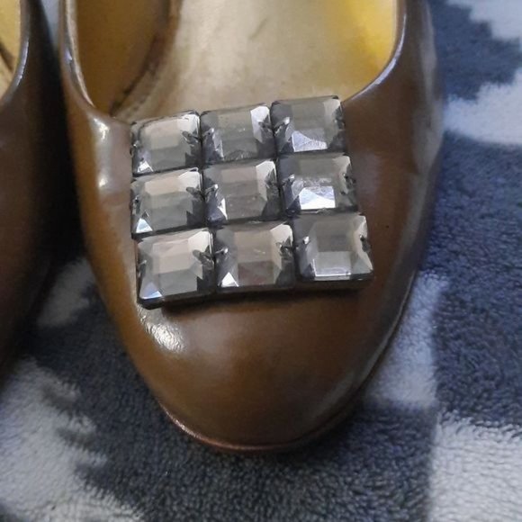J.Crew Taupe Almond Toe Square Gem Embellishment 3 Inch Patent Leather Pumps 6.5 - Picture 15 of 16